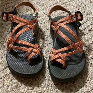 Women’s size 7 Chacos